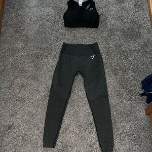 Gymshark Sports Bra and Leggings Bundle Size Medium